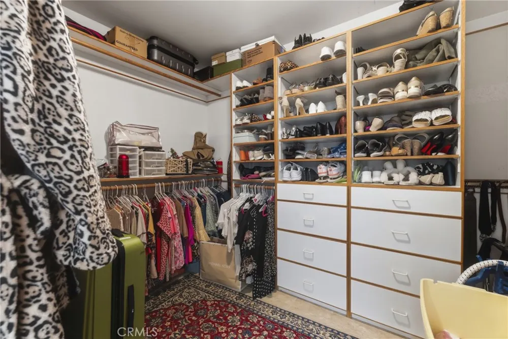 29628 Woodbrook Agoura Hills, CA 91301