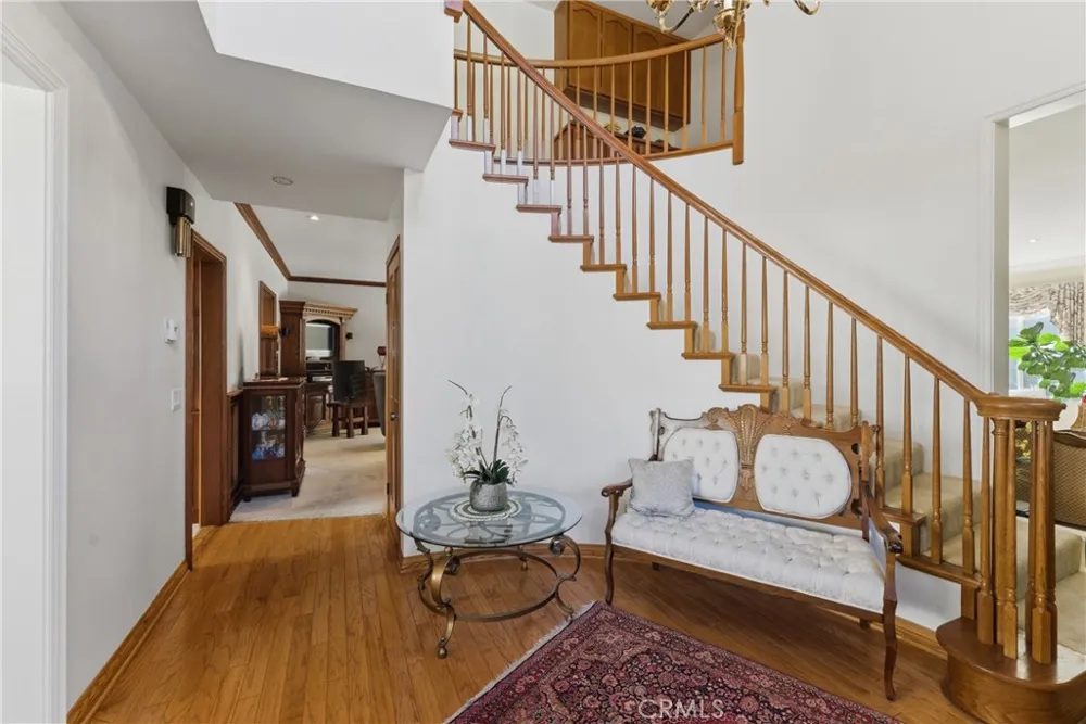 29628 Woodbrook Agoura Hills, CA 91301