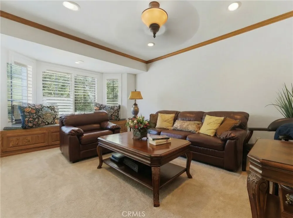 29628 Woodbrook Agoura Hills, CA 91301