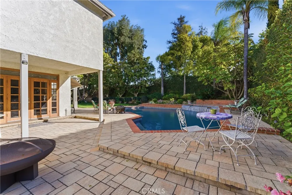 29628 Woodbrook Agoura Hills, CA 91301