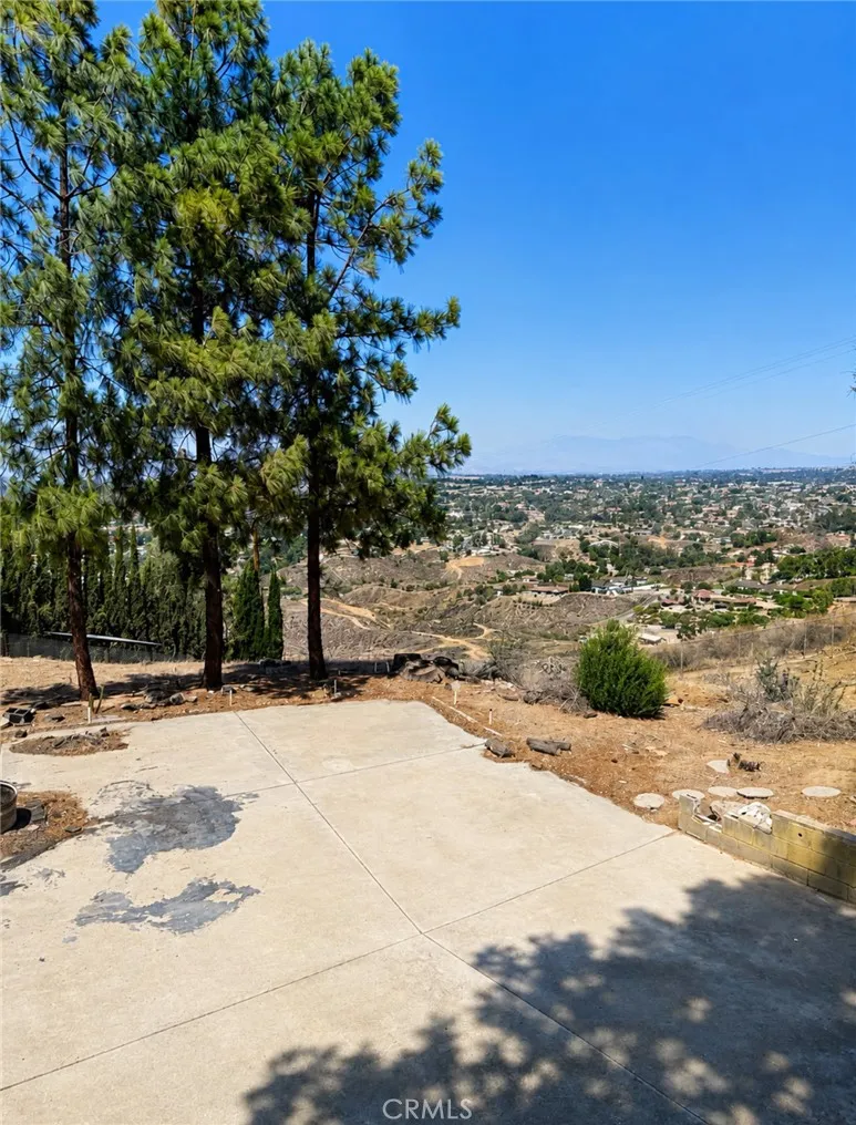 17301 Palm Riverside, CA 92503