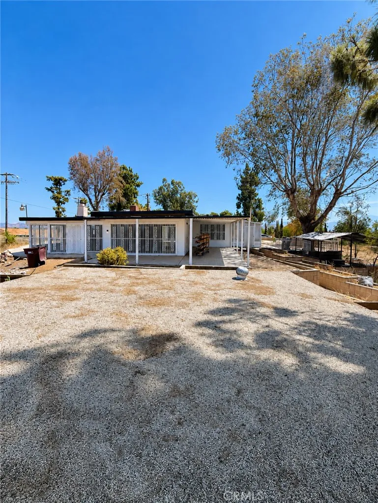 17301 Palm Riverside, CA 92503