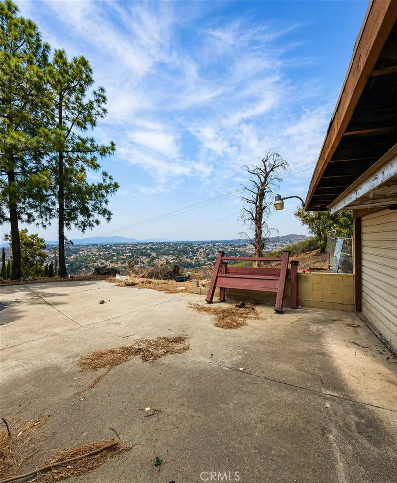 17301 Palm Riverside, CA 92503