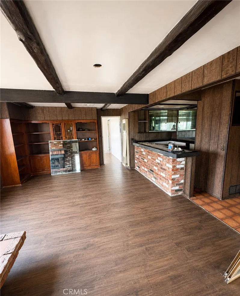 17301 Palm Riverside, CA 92503