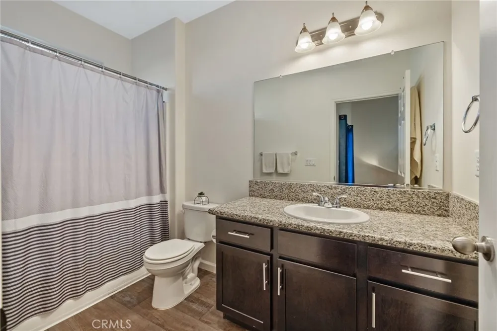 1237 E Orange Street Avenal, CA 93204