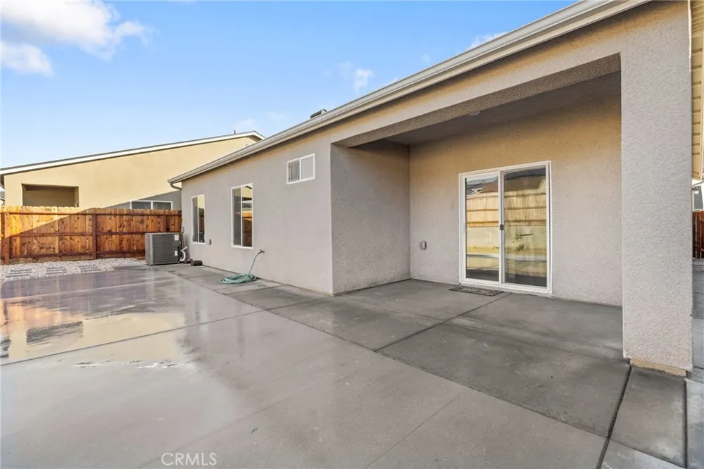 1237 E Orange Street Avenal, CA 93204