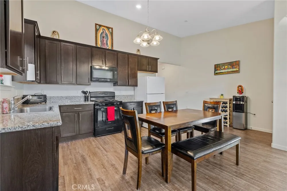 1237 E Orange Street Avenal, CA 93204