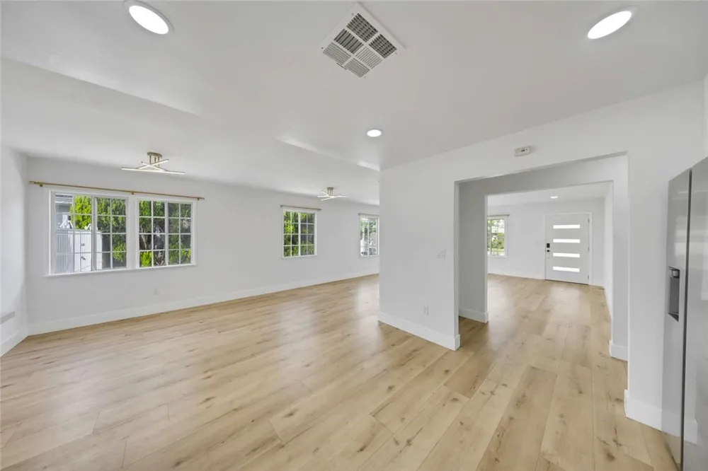 5611 Noel Drive Temple City, CA 91780