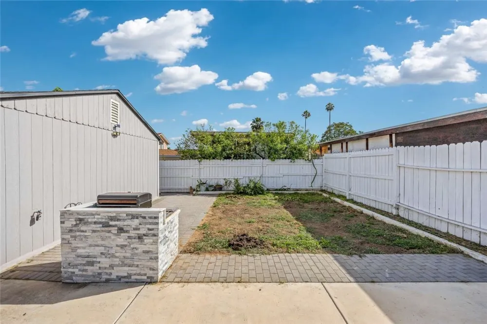 5611 Noel Drive Temple City, CA 91780