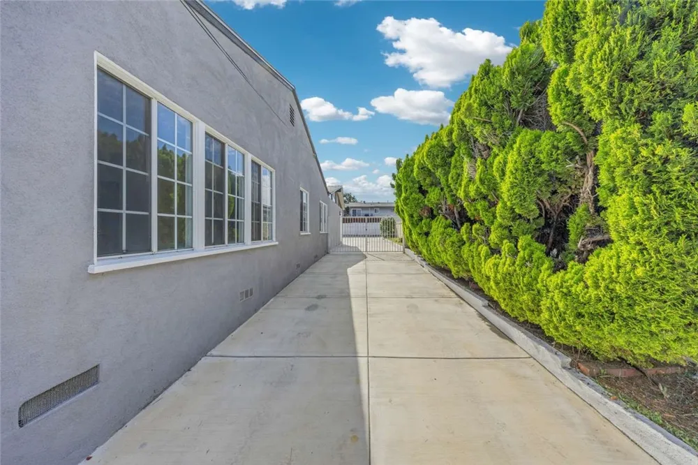5611 Noel Drive Temple City, CA 91780