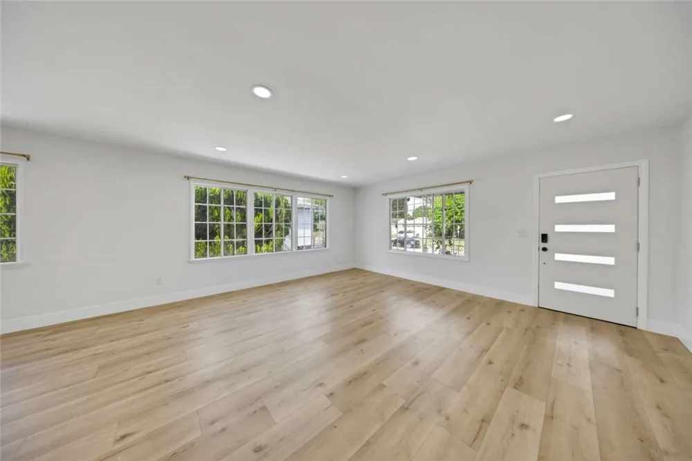 5611 Noel Drive Temple City, CA 91780