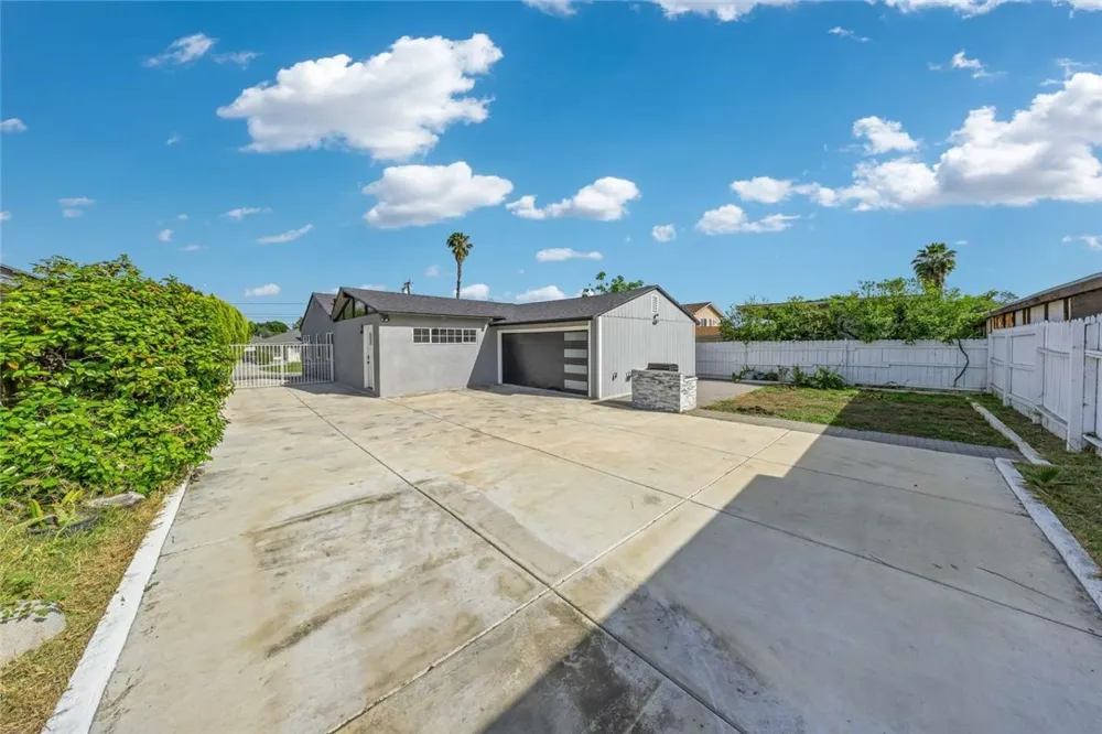 5611 Noel Drive Temple City, CA 91780