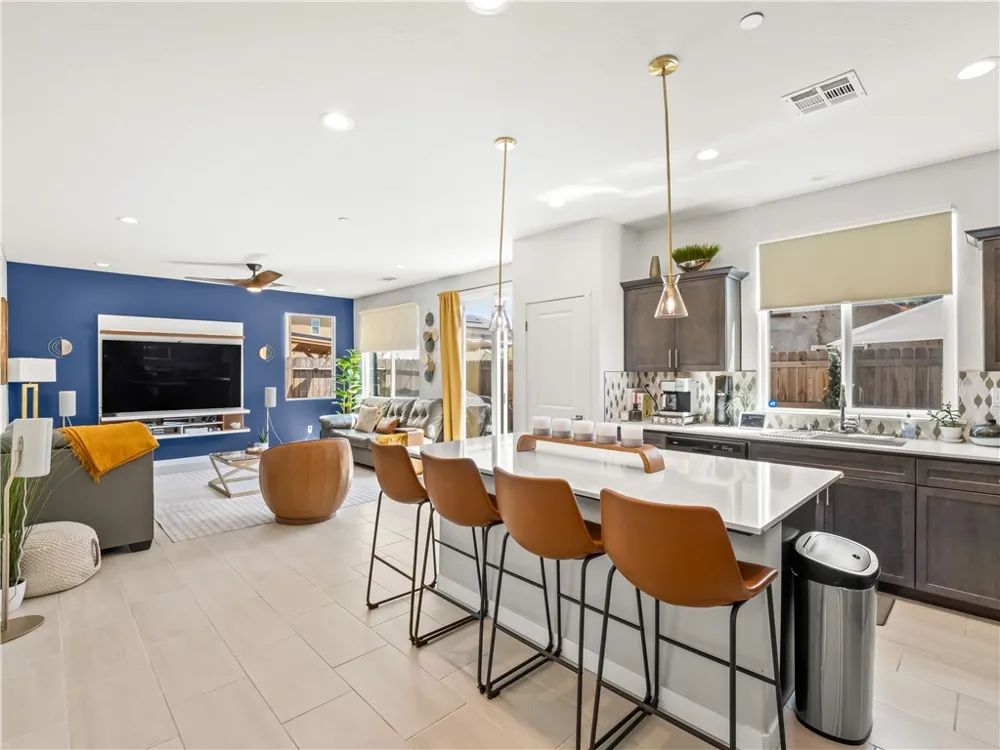 4198 Reed Fresno, CA 93723