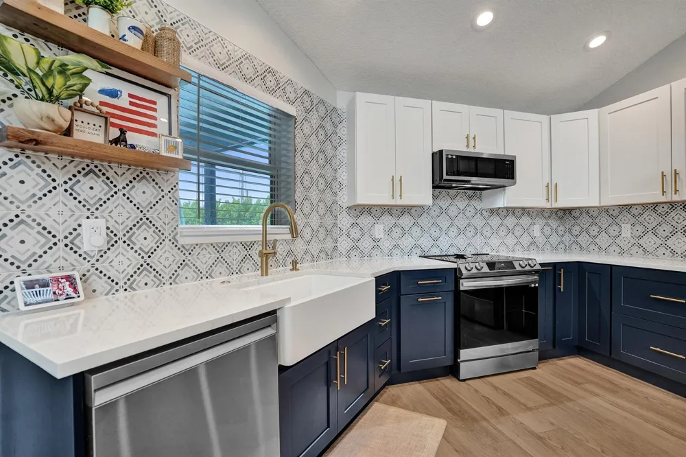 1711 W Oak Knoll Circle Davie, FL 33324