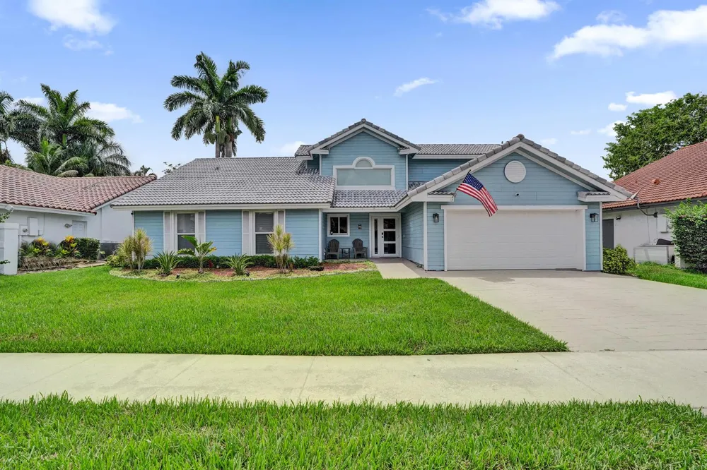 1711 W Oak Knoll Circle Davie, FL 33324
