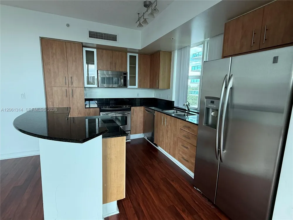 7910 Harbor Island #510 North Bay Village, FL 33141