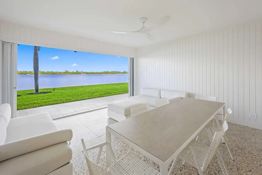 2784 S Ocean Boulevard #203N Palm Beach, FL 33480