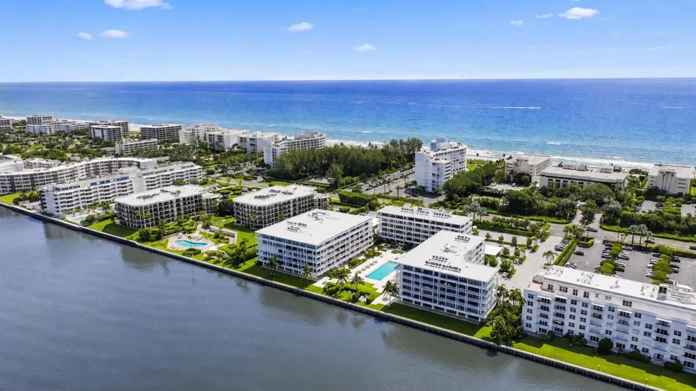 2784 S Ocean Boulevard #203N Palm Beach, FL 33480