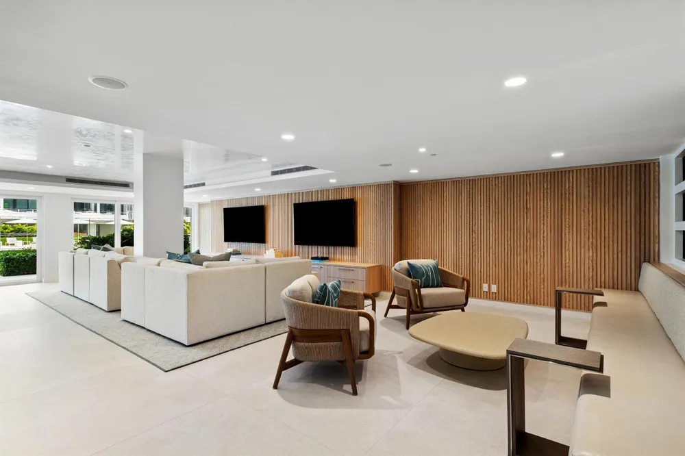 2784 S Ocean Boulevard #203N Palm Beach, FL 33480