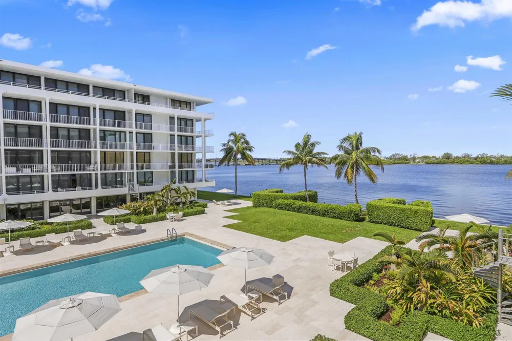 2784 S Ocean Boulevard #203N Palm Beach, FL 33480