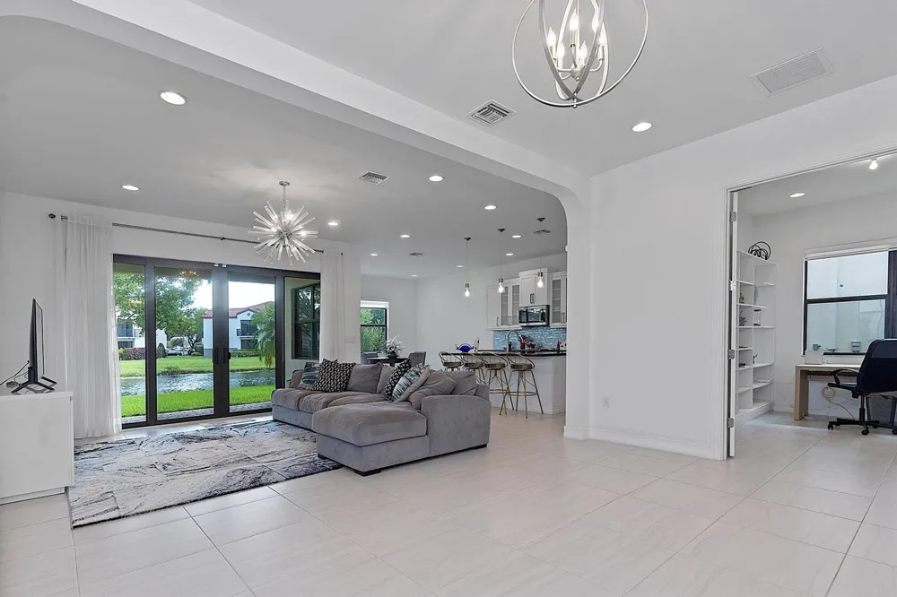 11824 SW 13th Court Pembroke Pines, FL 33025