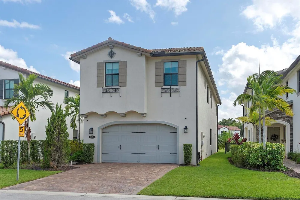 11824 SW 13th Court Pembroke Pines, FL 33025