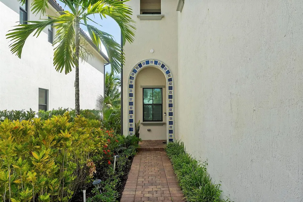 11824 SW 13th Court Pembroke Pines, FL 33025