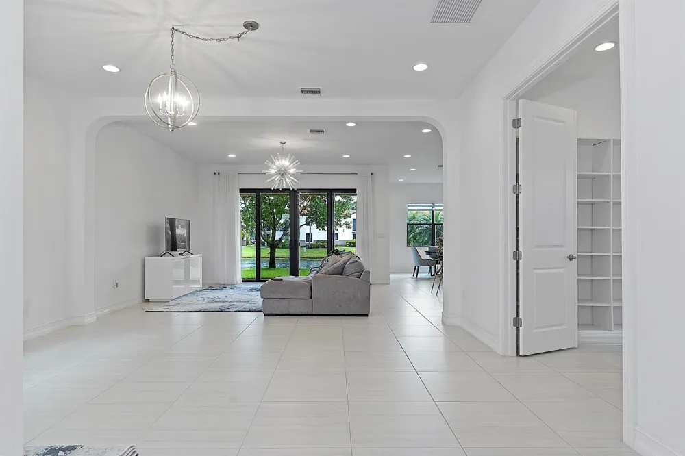 11824 SW 13th Court Pembroke Pines, FL 33025