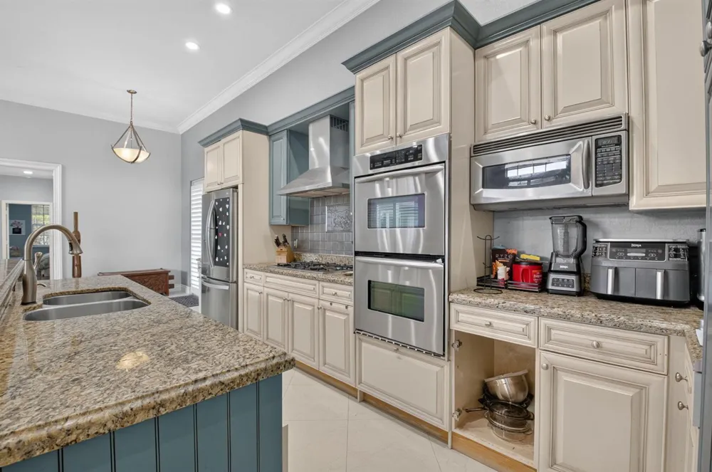 1590 SW 4TH CIRCLE Boca Raton, FL 33486