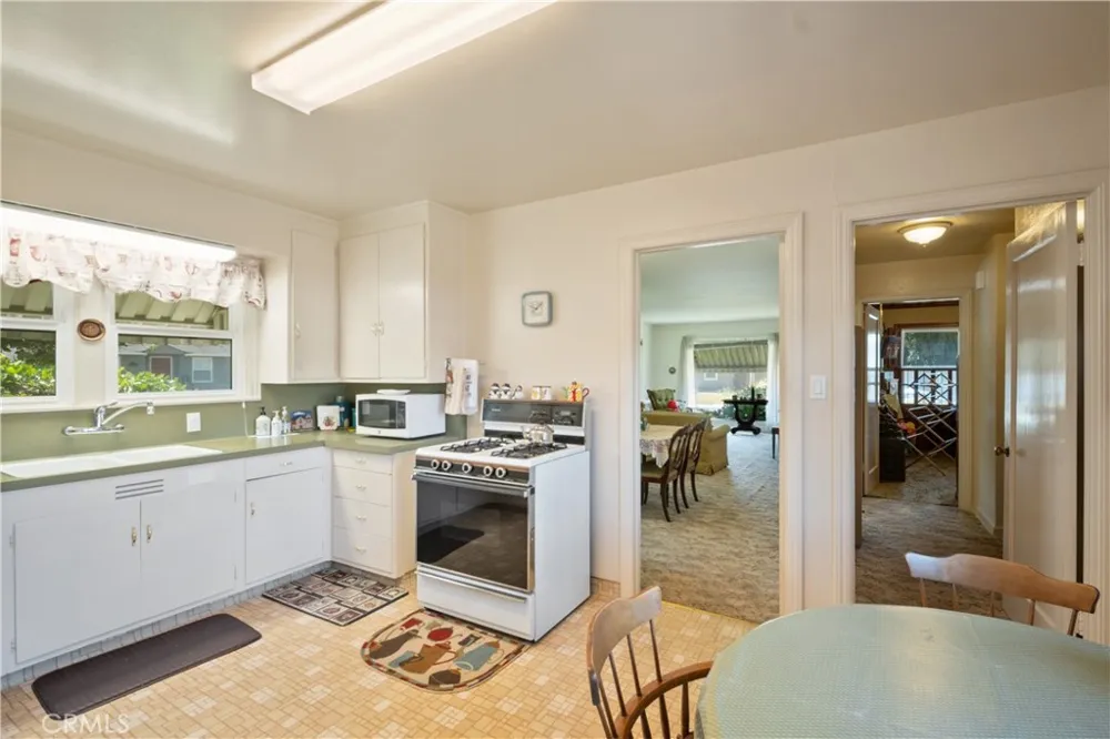 929 Capistrano Salinas, CA 93901