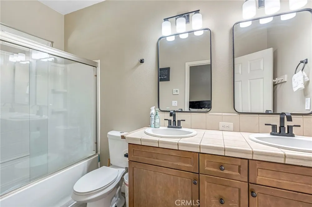 6336 W Wrenwood Fresno, CA 93723