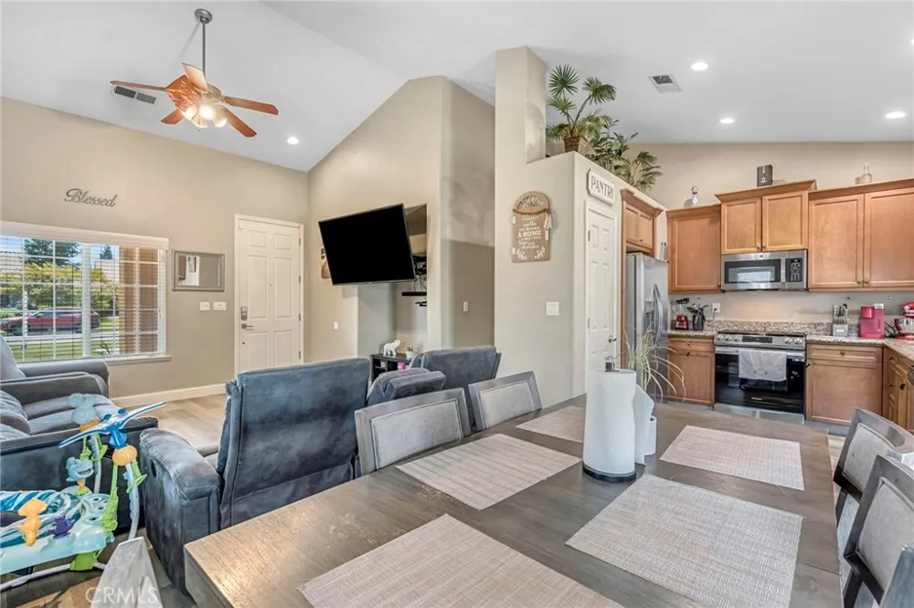 6336 W Wrenwood Fresno, CA 93723