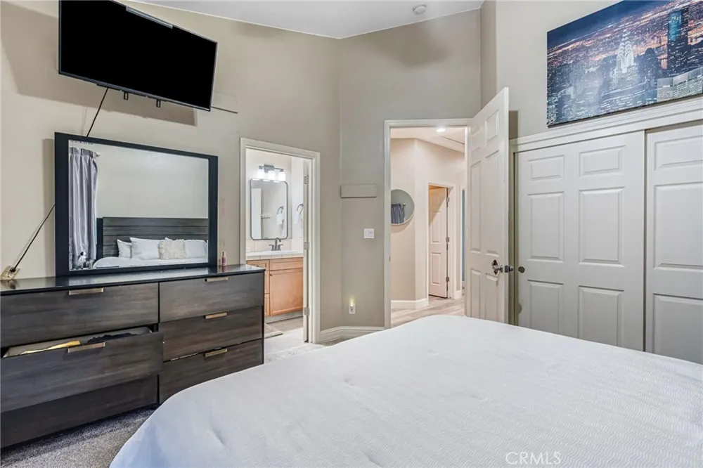 6336 W Wrenwood Fresno, CA 93723