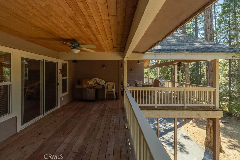 39964 Cedar Vista Bass Lake, CA 93604