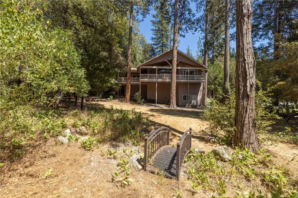 39964 Cedar Vista Bass Lake, CA 93604