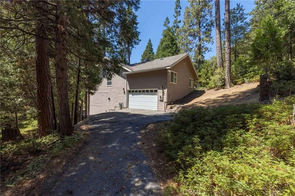 39964 Cedar Vista Bass Lake, CA 93604