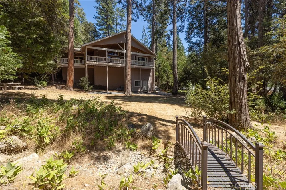 39964 Cedar Vista Bass Lake, CA 93604