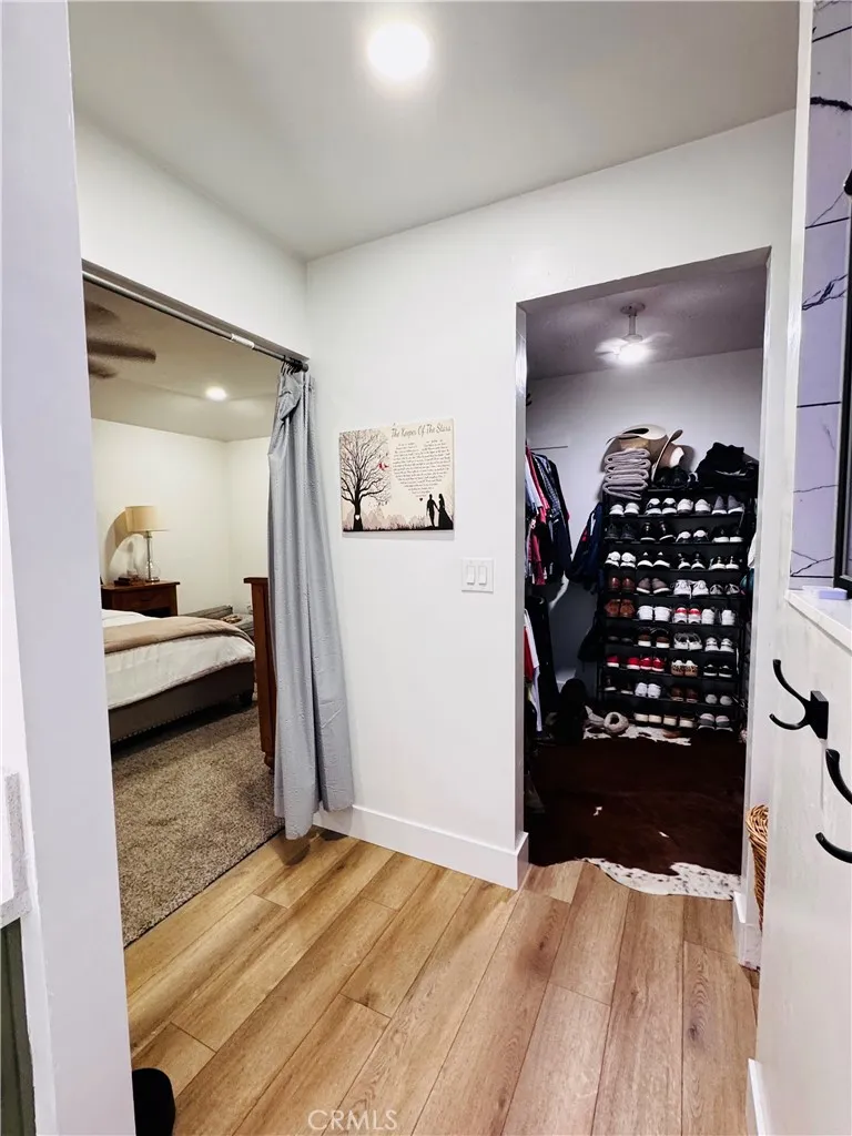 2560 Chestnut Hanford, CA 93230