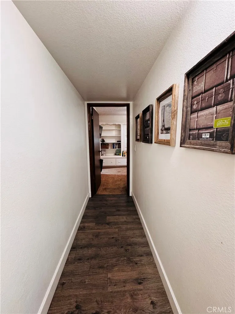 2560 Chestnut Hanford, CA 93230