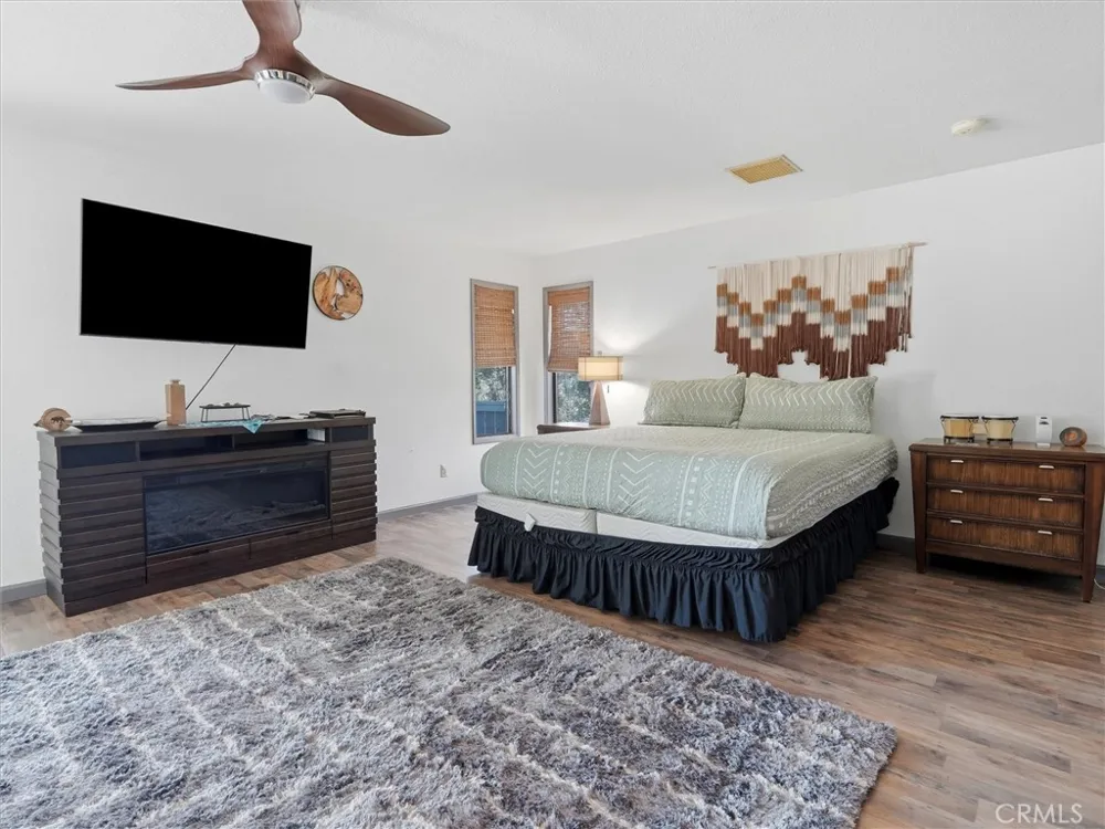 43710 Hilltop Ahwahnee, CA 93601