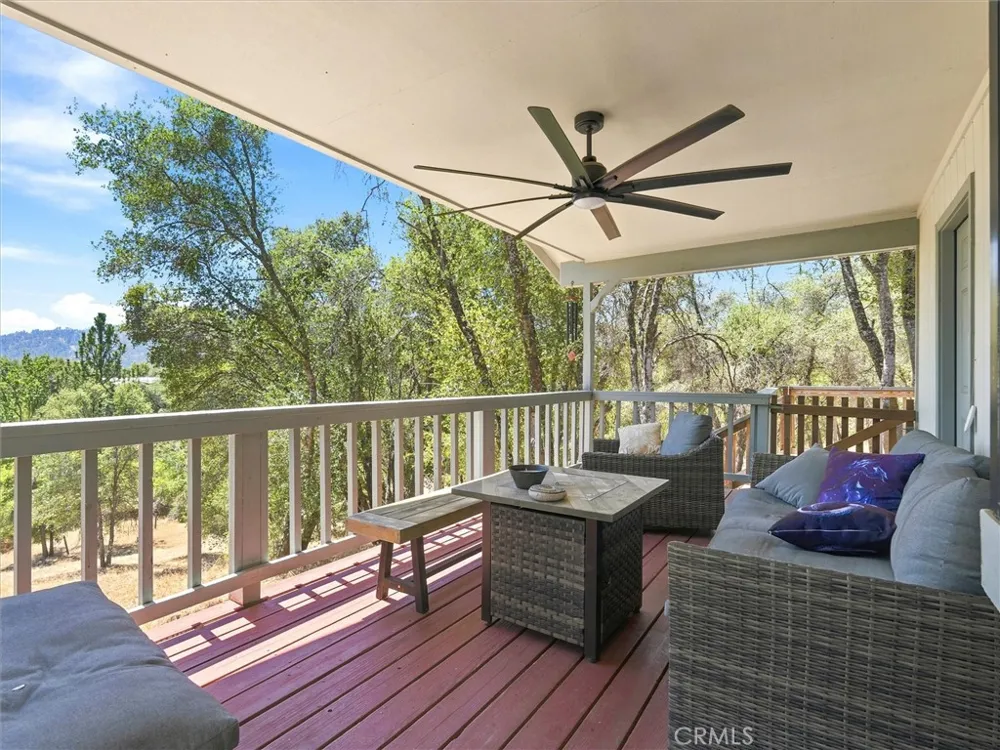 43710 Hilltop Ahwahnee, CA 93601