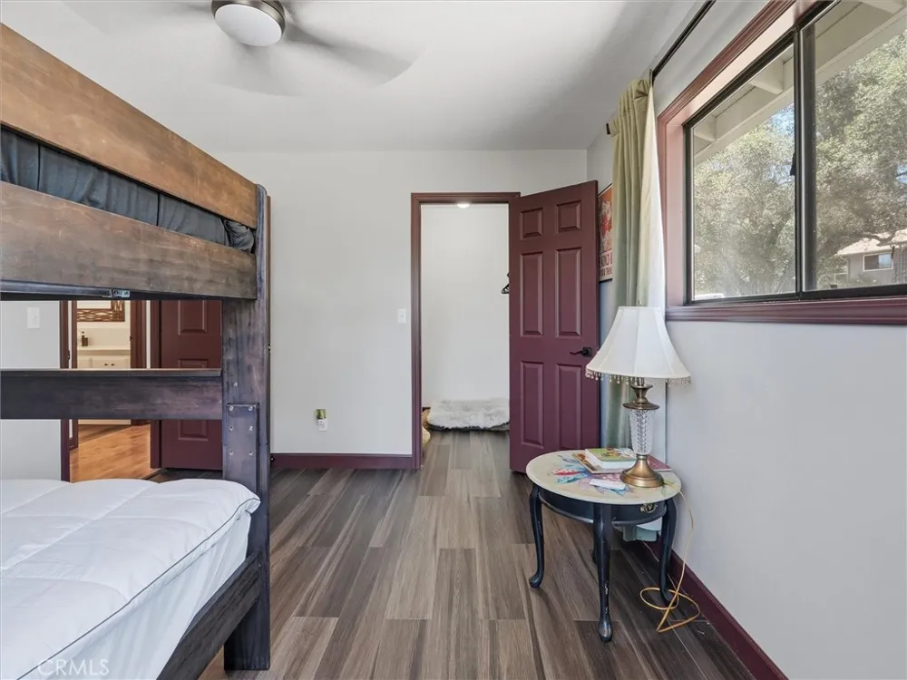 43710 Hilltop Ahwahnee, CA 93601