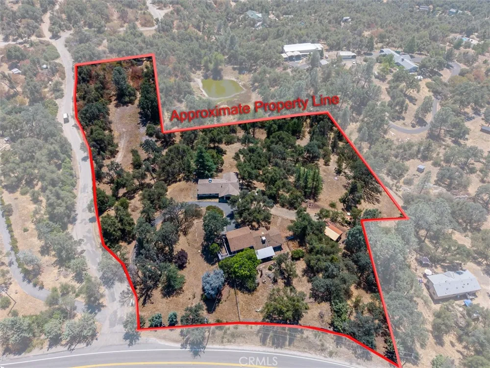 43710 Hilltop Ahwahnee, CA 93601