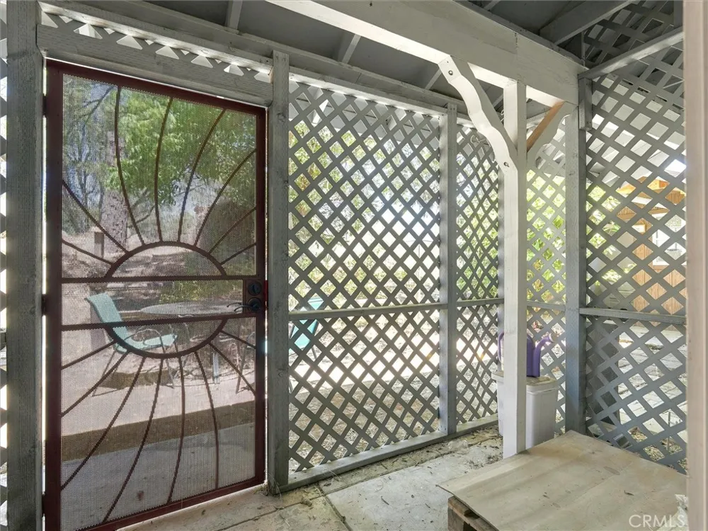 43710 Hilltop Ahwahnee, CA 93601