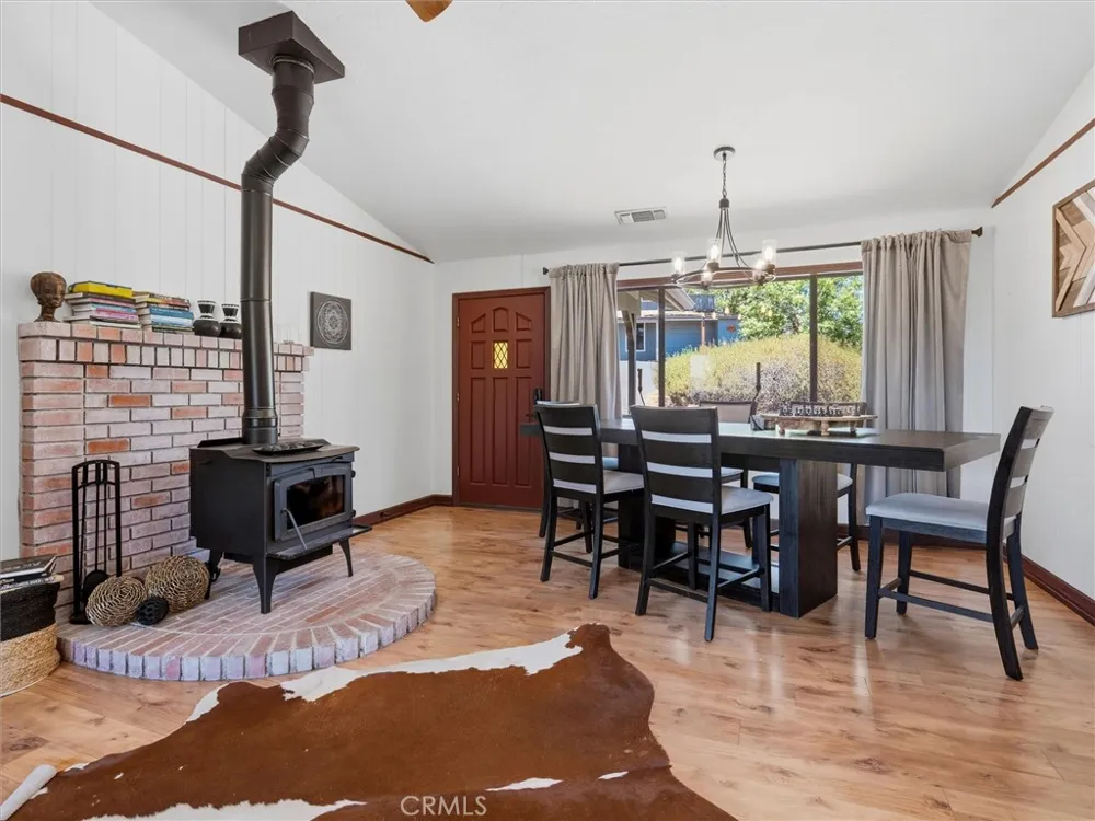 43710 Hilltop Ahwahnee, CA 93601