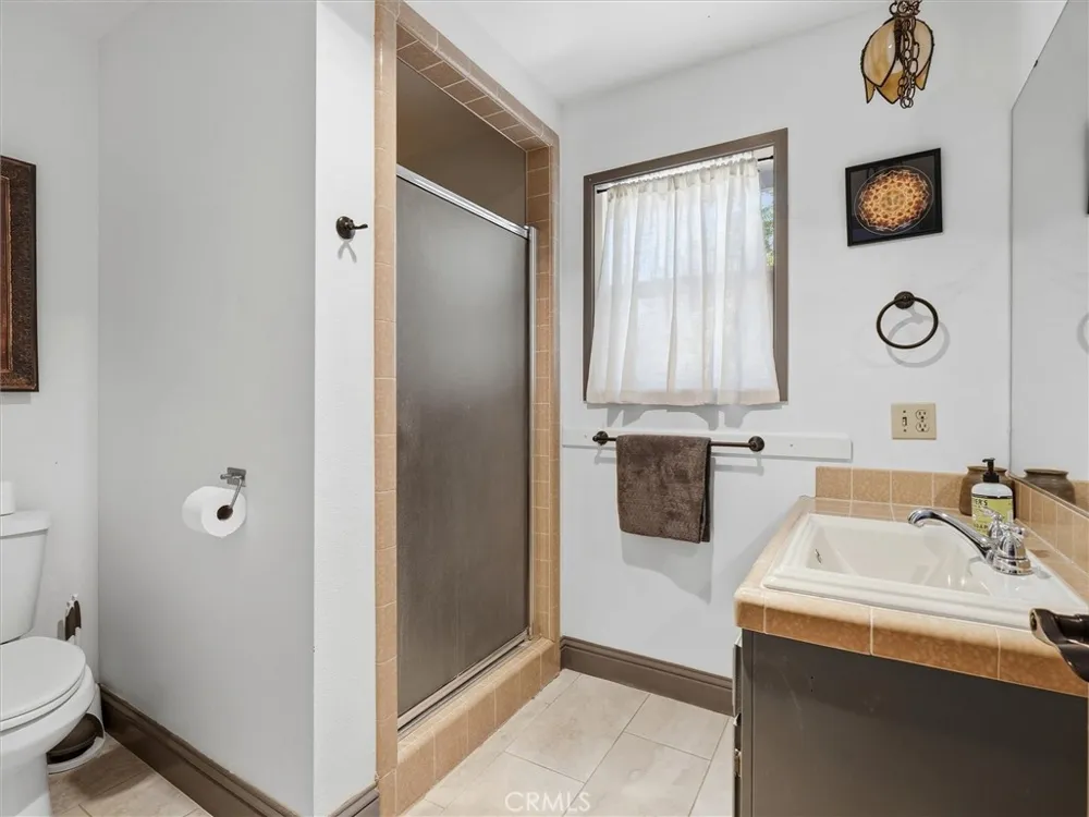 43710 Hilltop Ahwahnee, CA 93601
