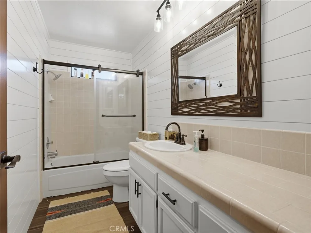43710 Hilltop Ahwahnee, CA 93601