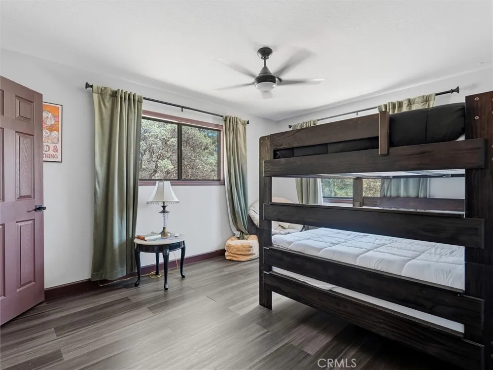43710 Hilltop Ahwahnee, CA 93601