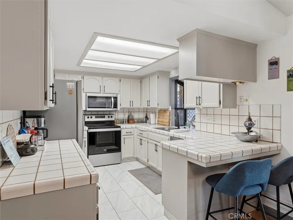 43710 Hilltop Ahwahnee, CA 93601
