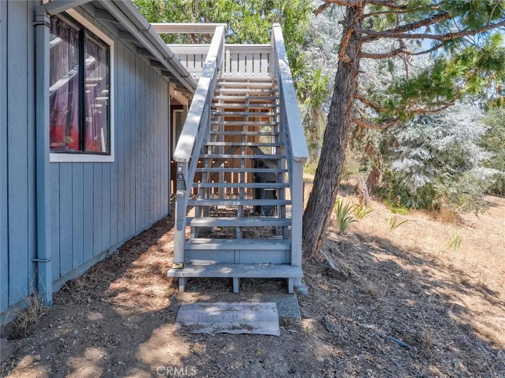 43710 Hilltop Ahwahnee, CA 93601